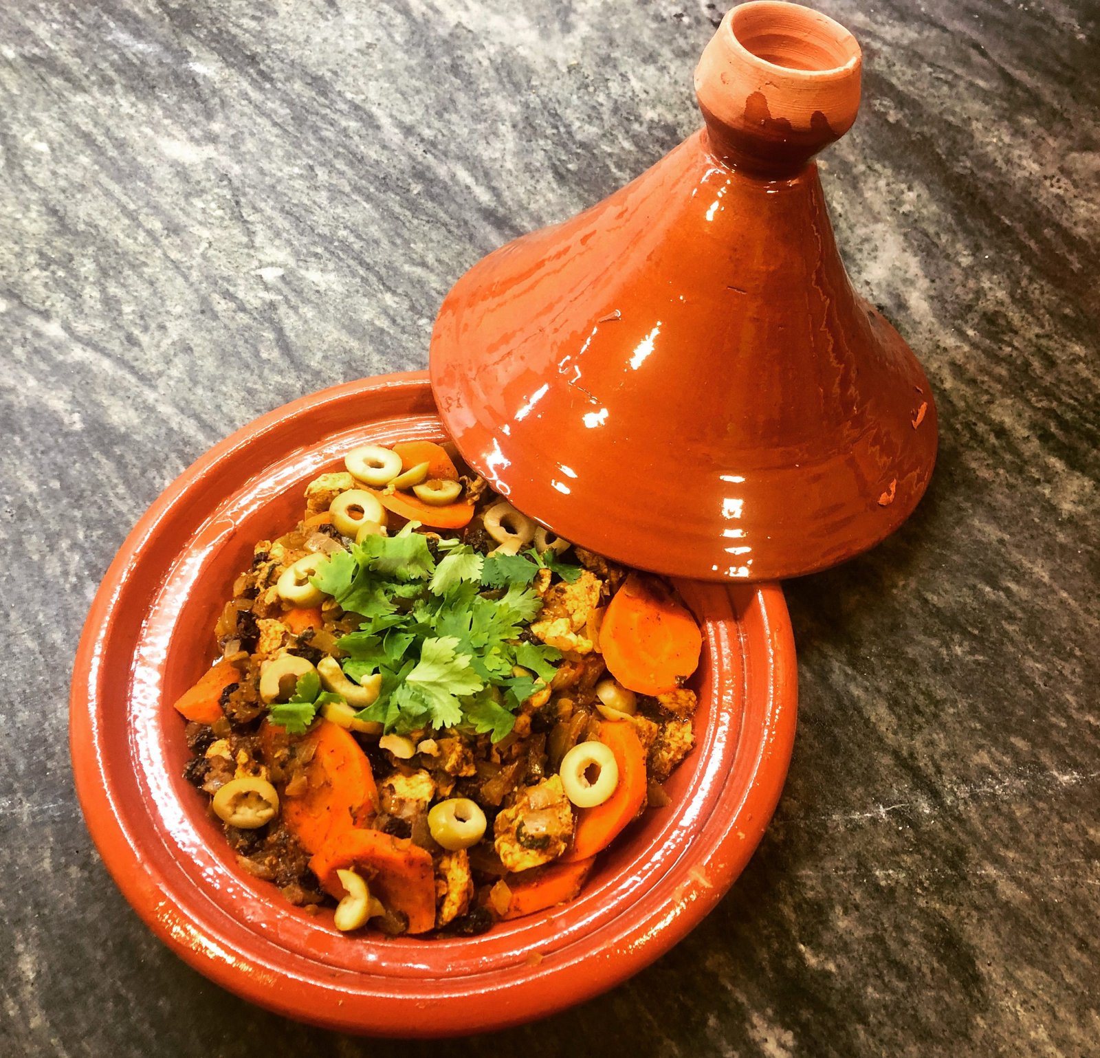 Tajín de pollo estilo tunecino. Mil aromas