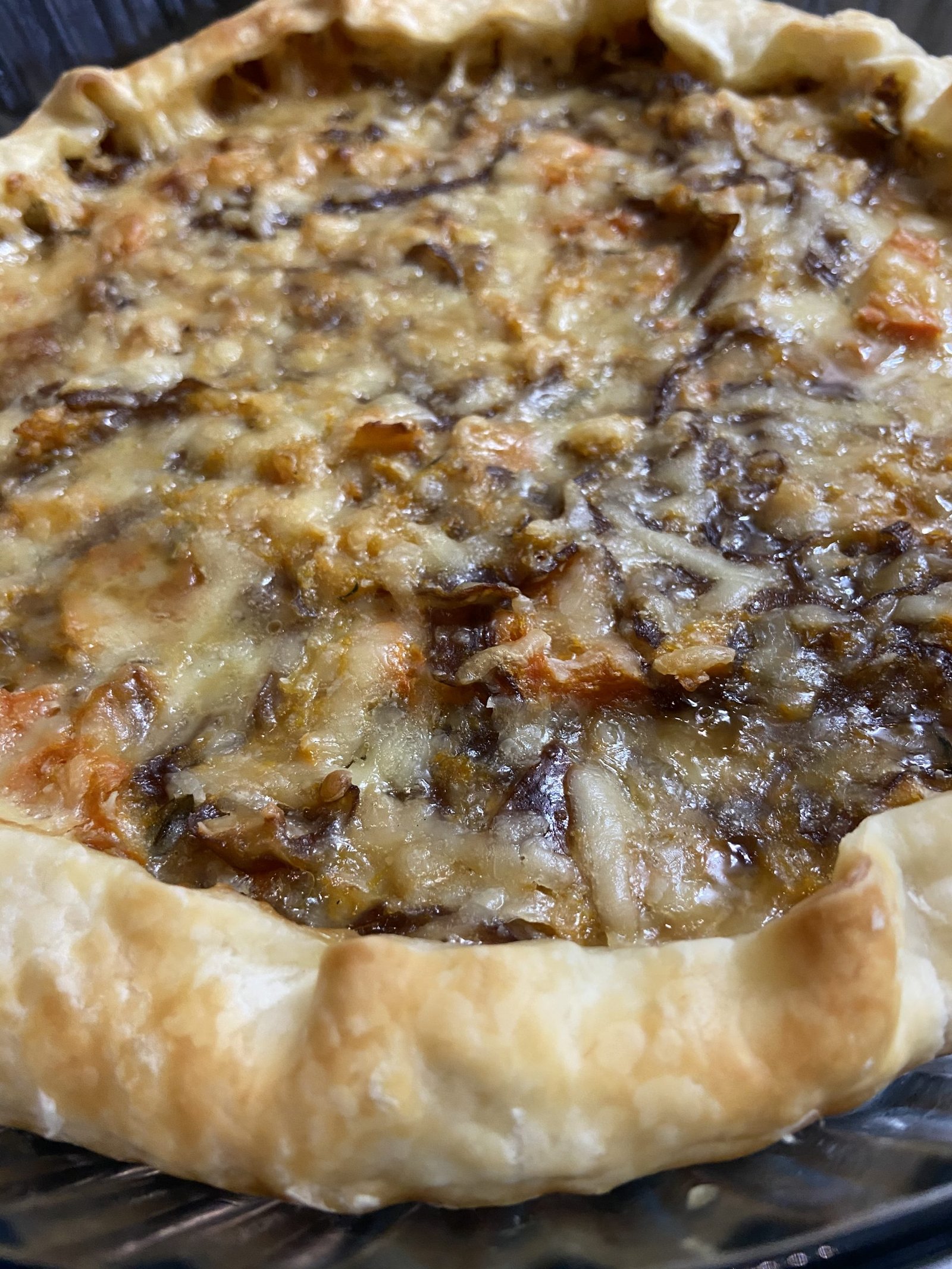 Tarta de Calabaza, Zanahoria, Cebollas Caramelizadas y Parmesano